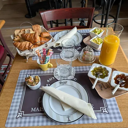 Le Clos Hortense Panzió *